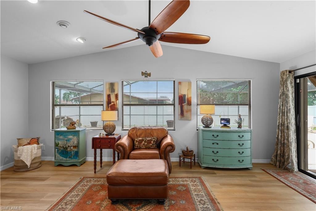 4029 Country Club Blvd, Cape Coral, FL 33904 Photo