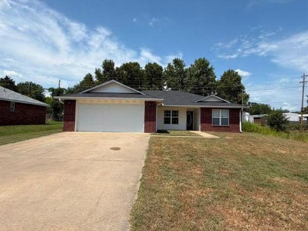 701 Kody Lane, Sallisaw, OK 74955