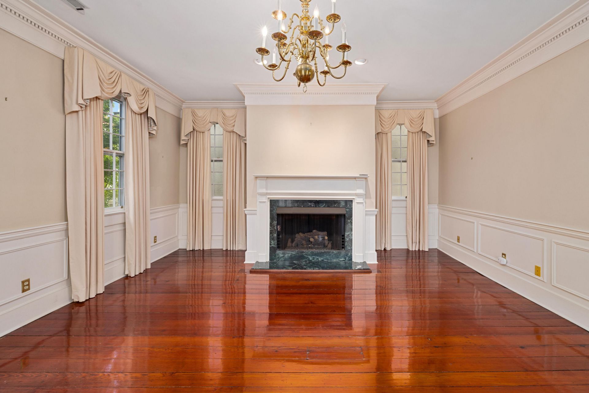 3 Lamboll Street Photo 10