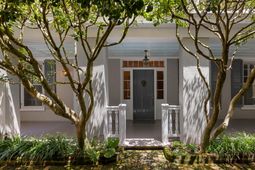 3 Lamboll Street photo 4