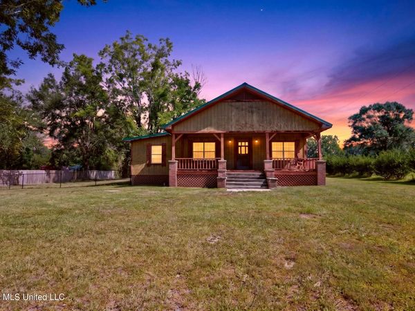 16226 Orange Grove Road, Gulfport, MS 39503