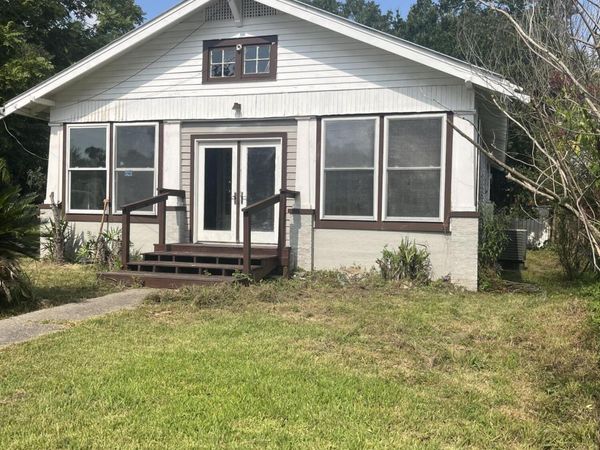 1127 Amar Street, Waveland, MS 39576