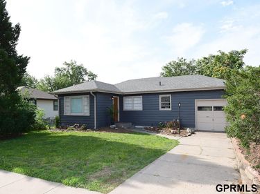 5625 South Street, Lincoln, NE 68506
