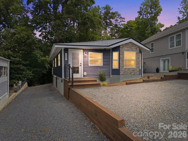 151 Dogwood Circle , New London, NC 28127