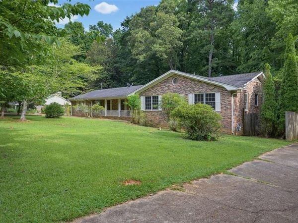 140 Horseshoe Circle , Athens, GA 30605