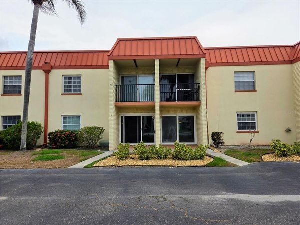 10365 PARADISE BOULEVARD, Unit 13, TREASURE ISLAND, FL 33706