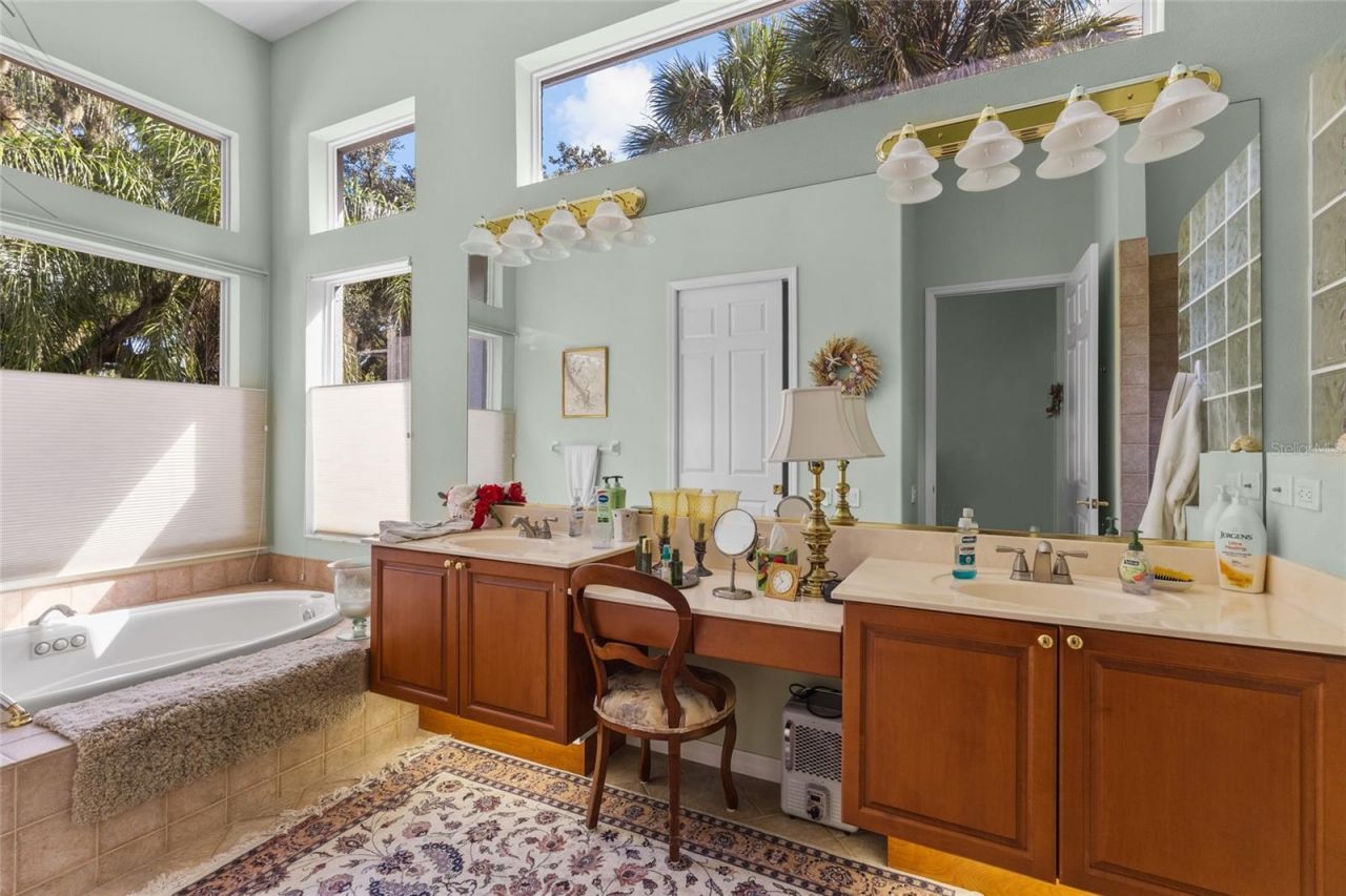 2686 Dick Wilson Drive, Sarasota, FL 34240 Photo