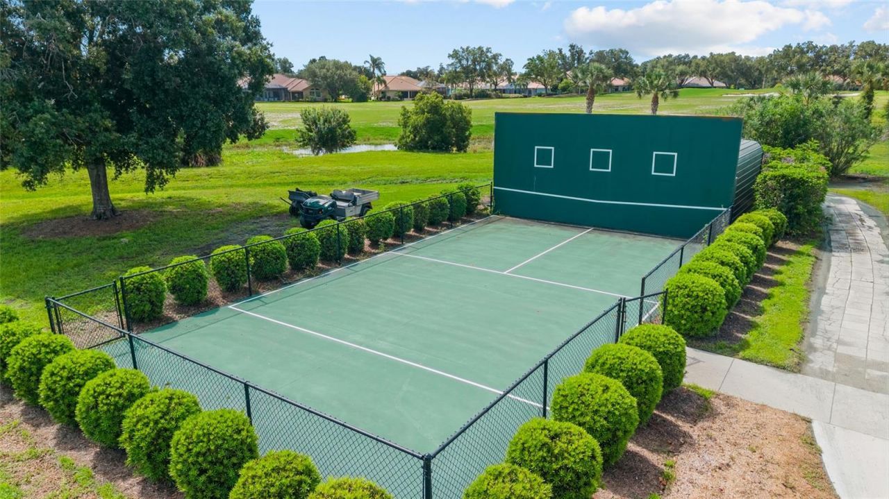 2686 Dick Wilson Drive, Sarasota, FL 34240 Photo