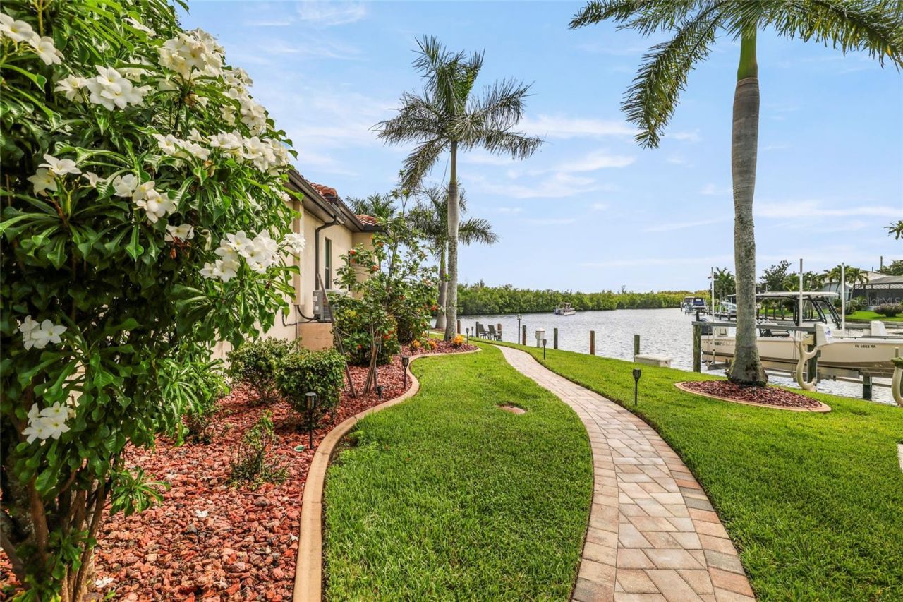 1355 Grebe Drive, Punta Gorda, FL 33950 Photo
