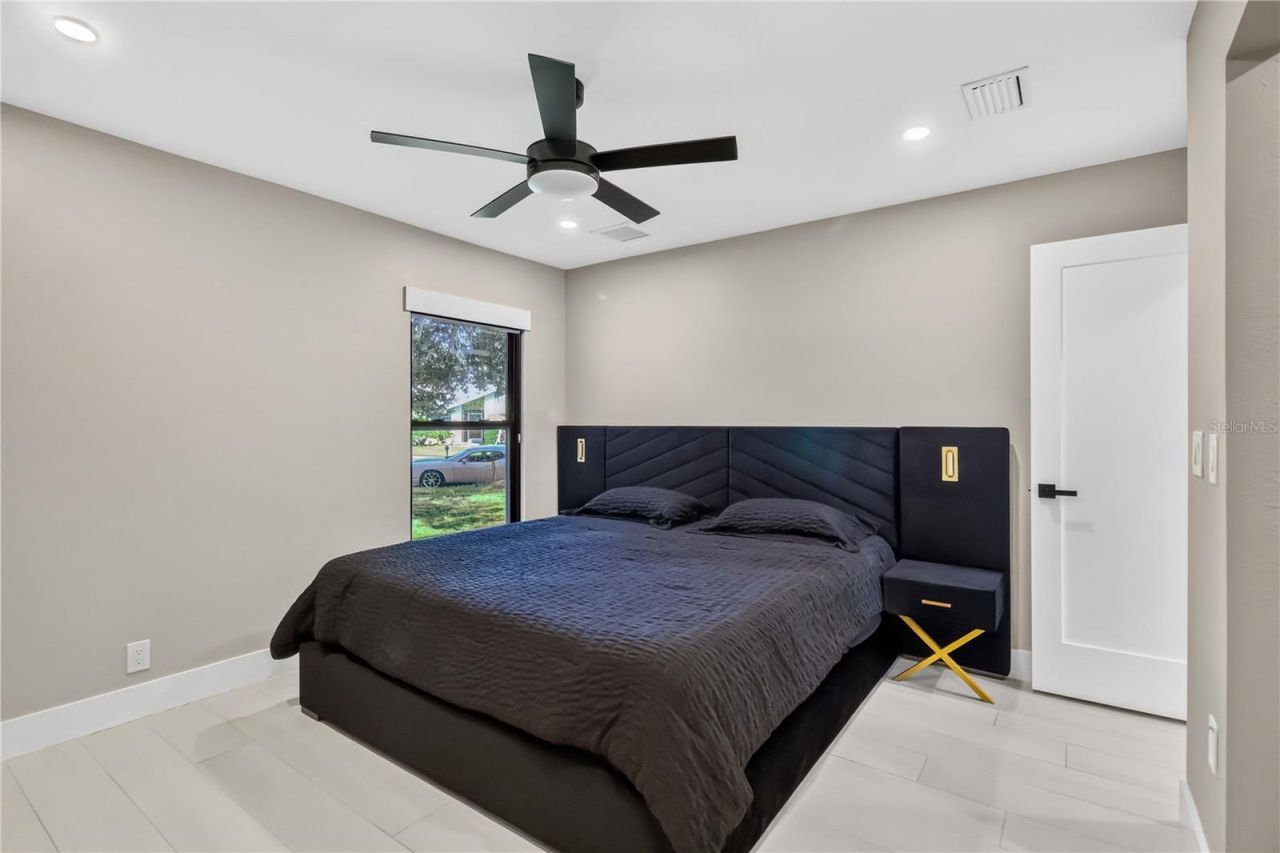 4134 Eastwood Drive , Sarasota, FL 34232 Photo