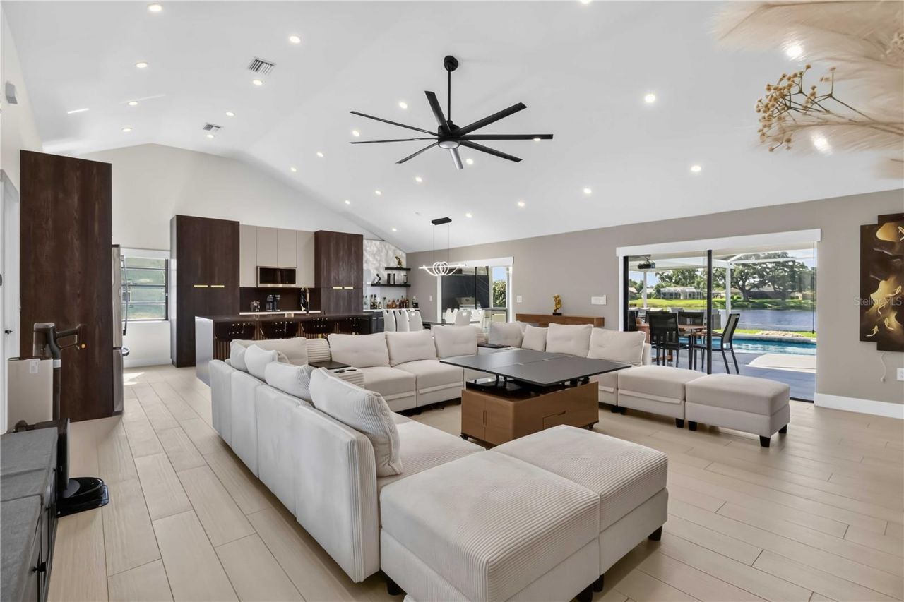 4134 Eastwood Drive , Sarasota, FL 34232 Photo