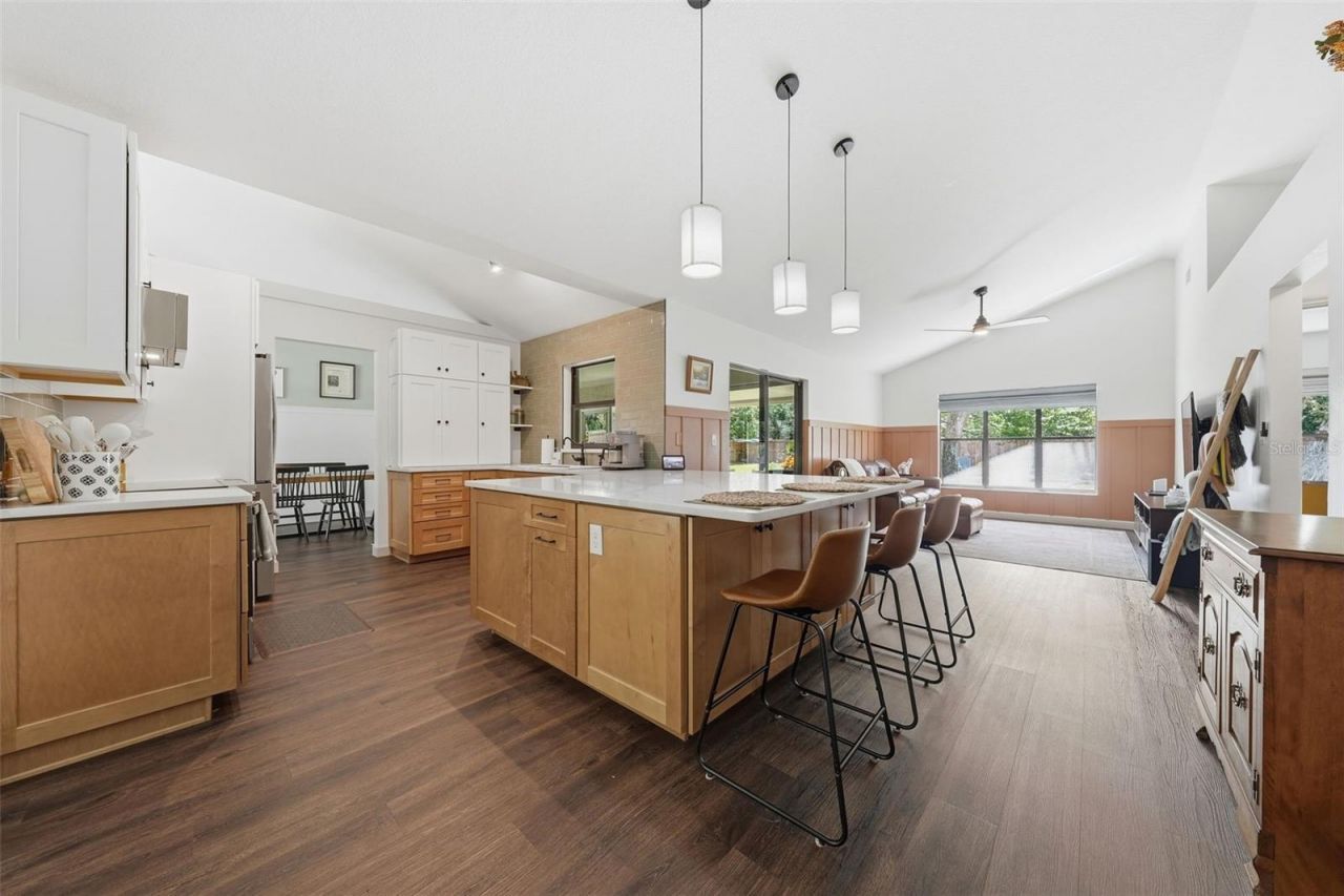 10102 Silver Bluff Drive , Leesburg, FL 34788 Photo