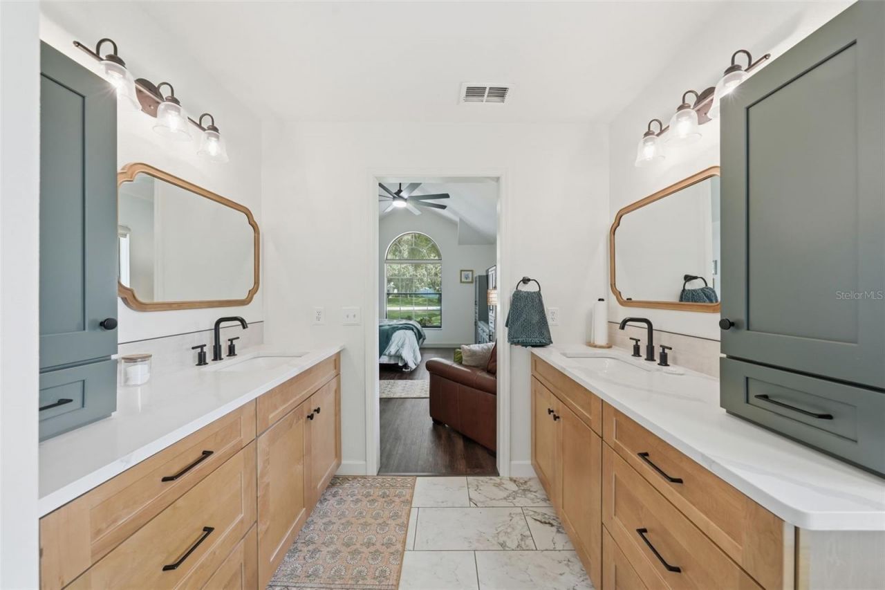 10102 Silver Bluff Drive , Leesburg, FL 34788 Photo