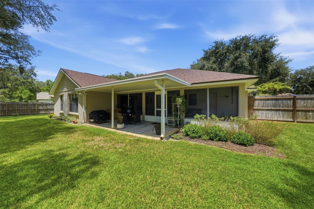 10102 Silver Bluff Drive , Leesburg, FL 34788 Photo