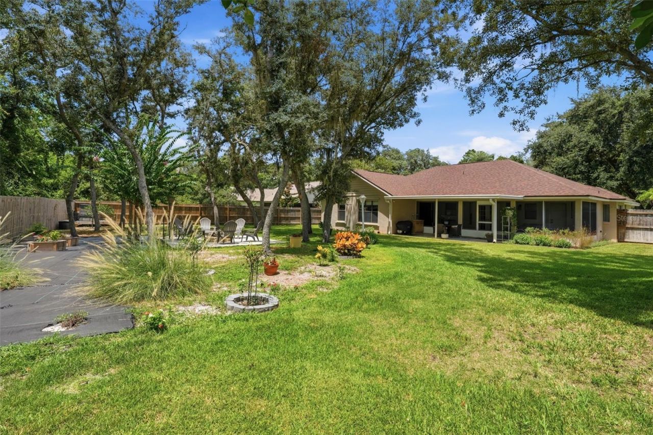 10102 Silver Bluff Drive , Leesburg, FL 34788 Photo