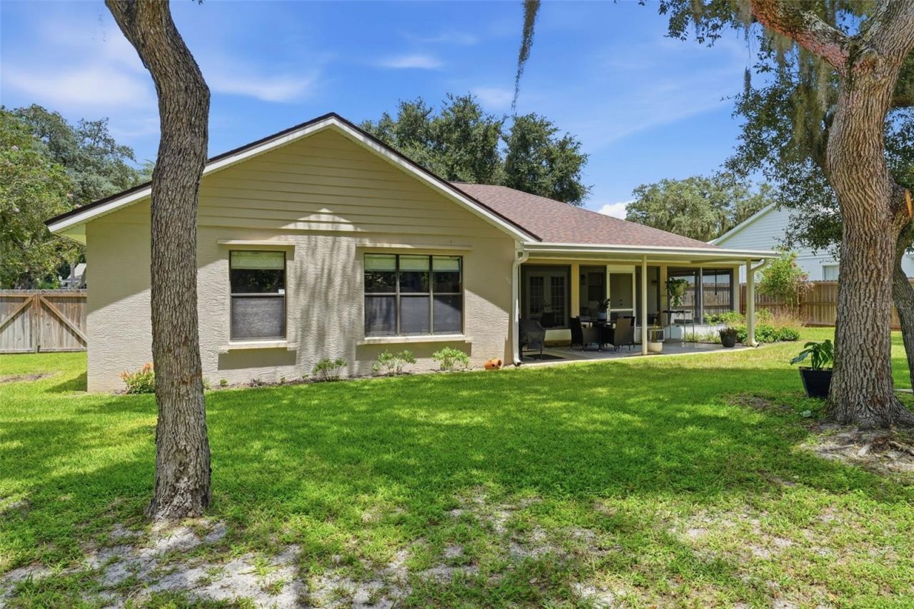 10102 Silver Bluff Drive , Leesburg, FL 34788 Photo