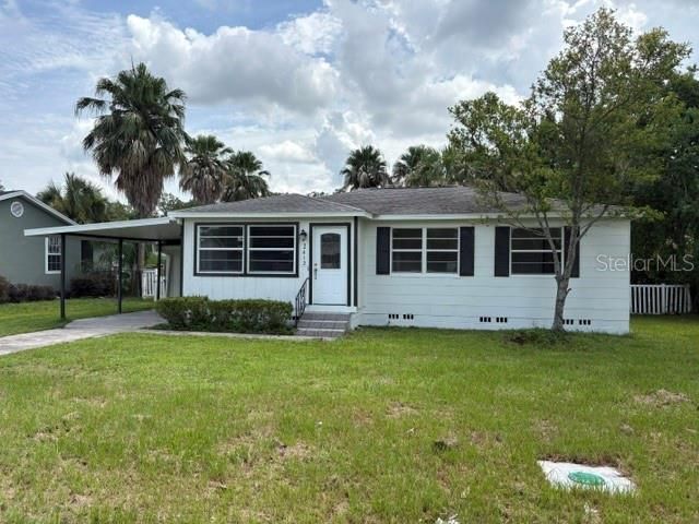 2412 Derbyshire Avenue , Lakeland, FL 33803 Main Photo