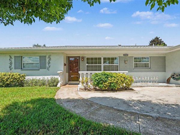 8948 108TH STREET N, SEMINOLE, FL 33772