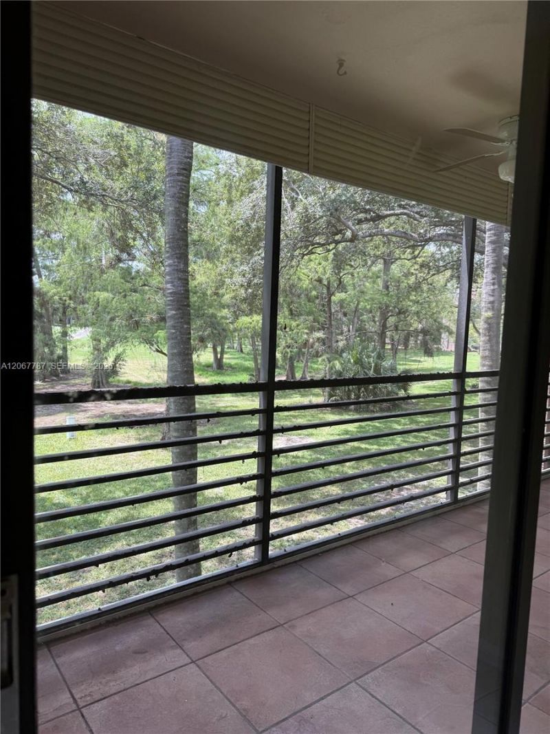 6751 N University Dr, Unit 216, Tamarac, FL 33321 Photo