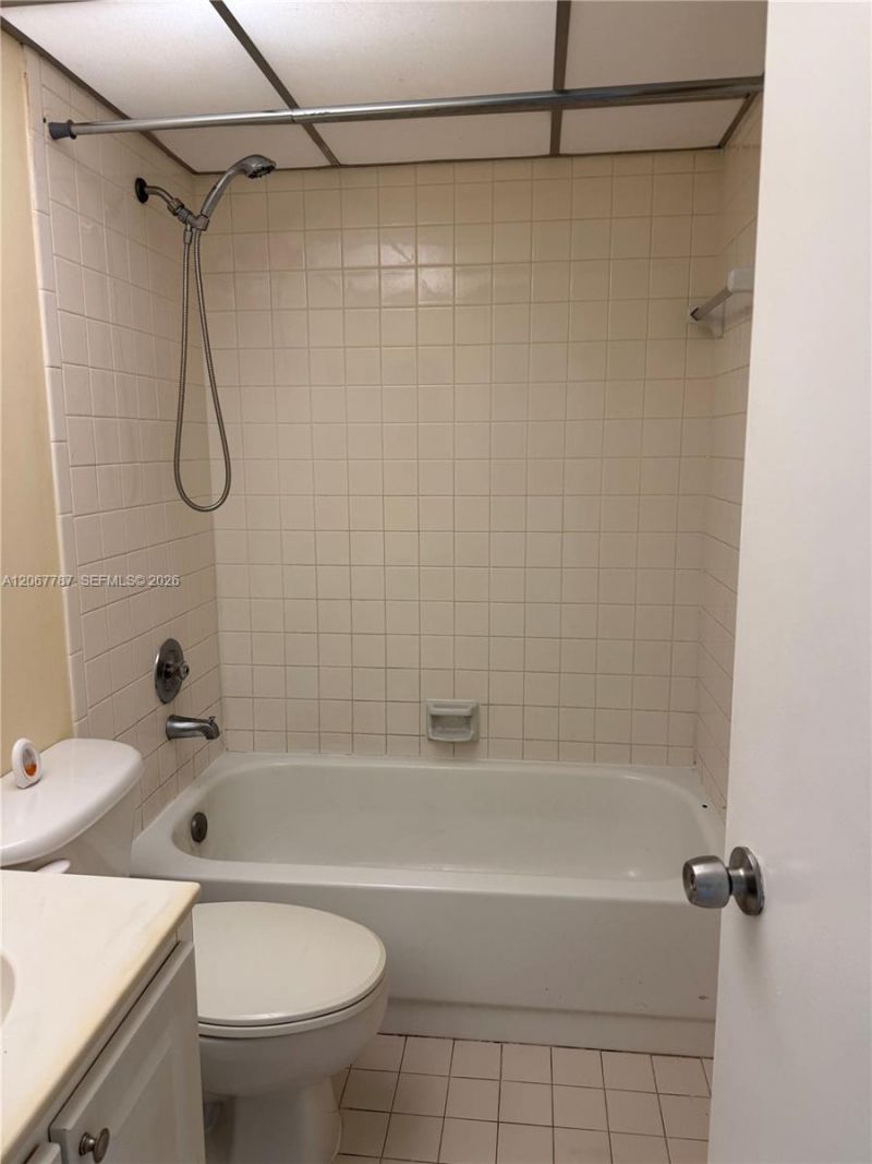 6751 N University Dr, Unit 216, Tamarac, FL 33321 Photo