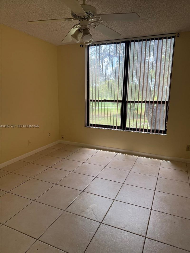 6751 N University Dr, Unit 216, Tamarac, FL 33321 Photo