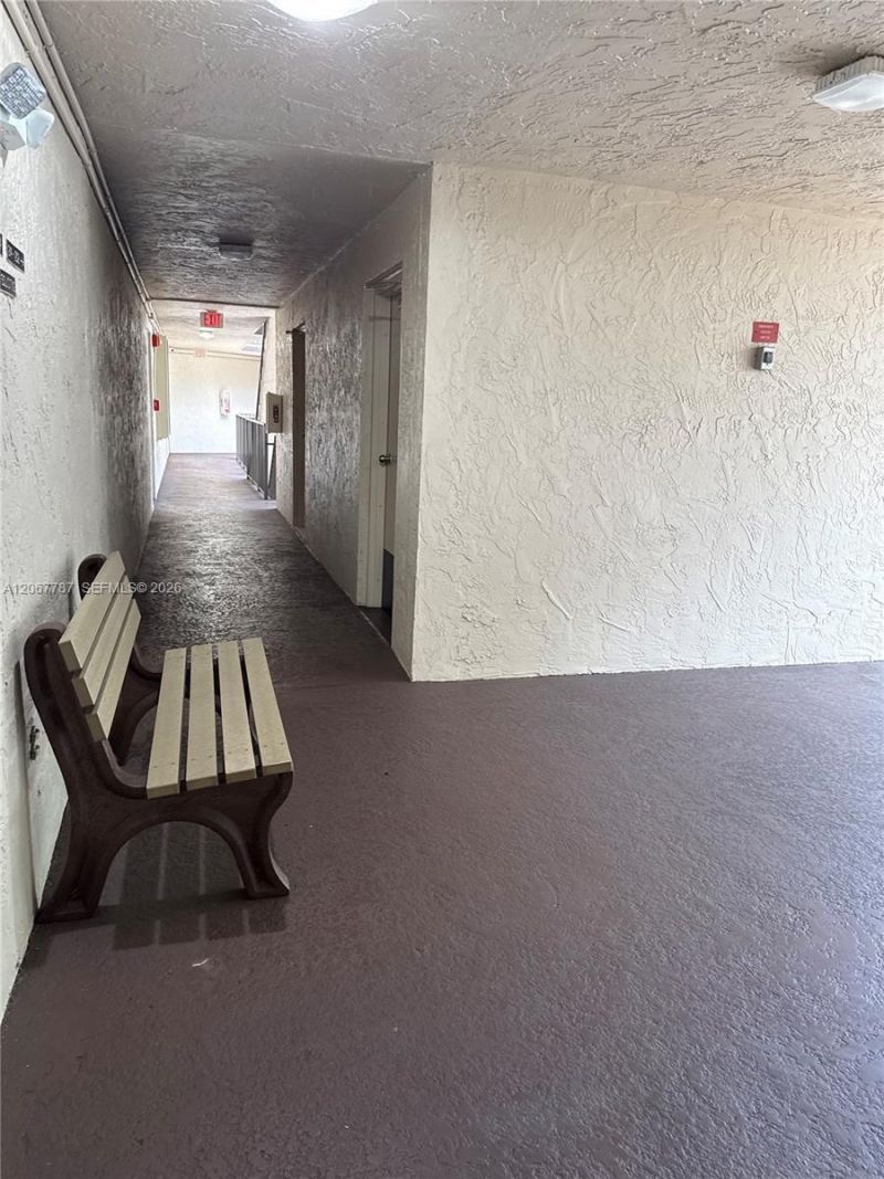 6751 N University Dr, Unit 216, Tamarac, FL 33321 Photo