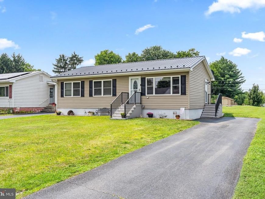 12312 Richwood Drive, Hagerstown, MD 21740 Main Photo