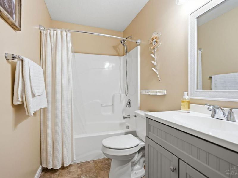 914 Conner Drive, Hamilton, OH 45013 Photo 8