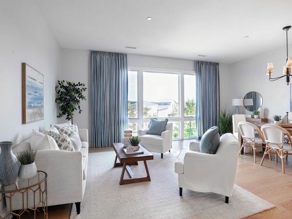10 Shipyard Drive, Unit 317, Hingham, MA 02043