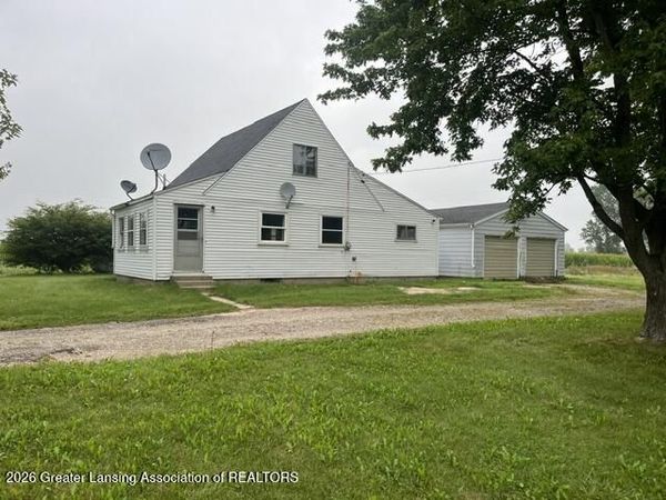 5061 S Chandler Road, St. Johns, MI 48879