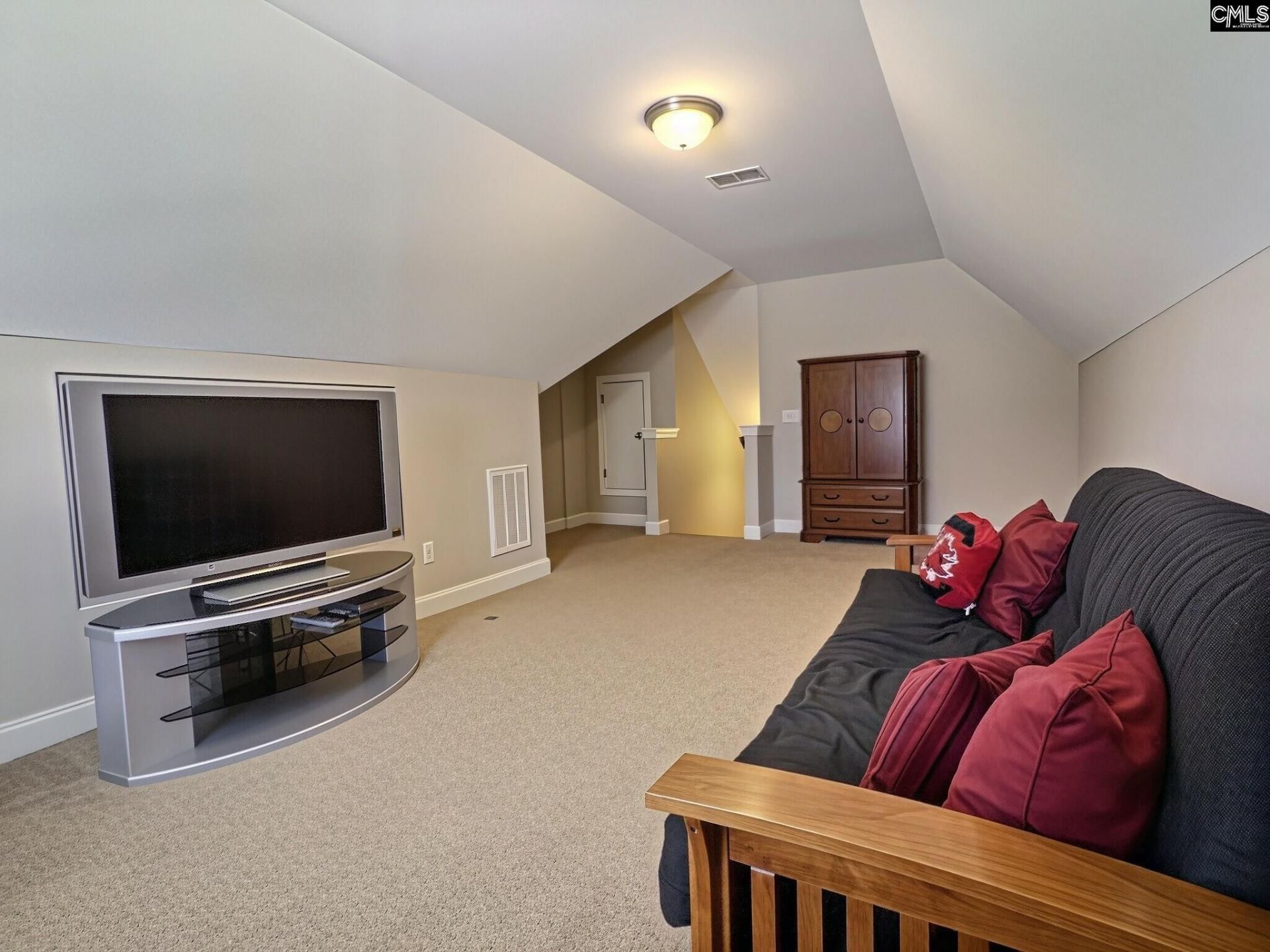 203 Shimano Court Photo 43