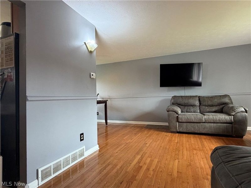24881 Ridgeline Drive, Bedford Heights, OH 44146 Photo 3