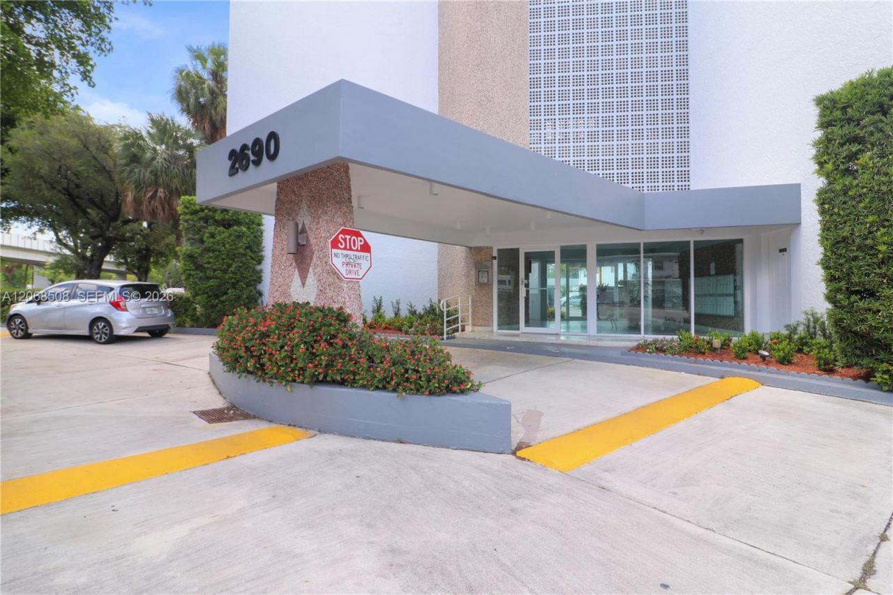 2690 SW 22nd Ave, Unit 301, Miami, FL 33133 Photo