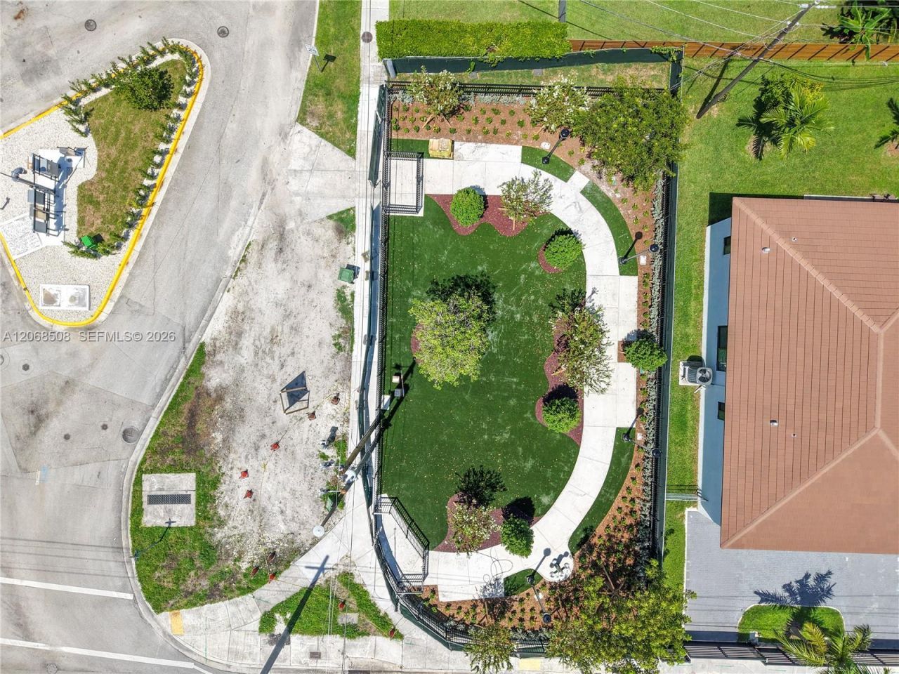 2690 SW 22nd Ave, Unit 301, Miami, FL 33133 Photo