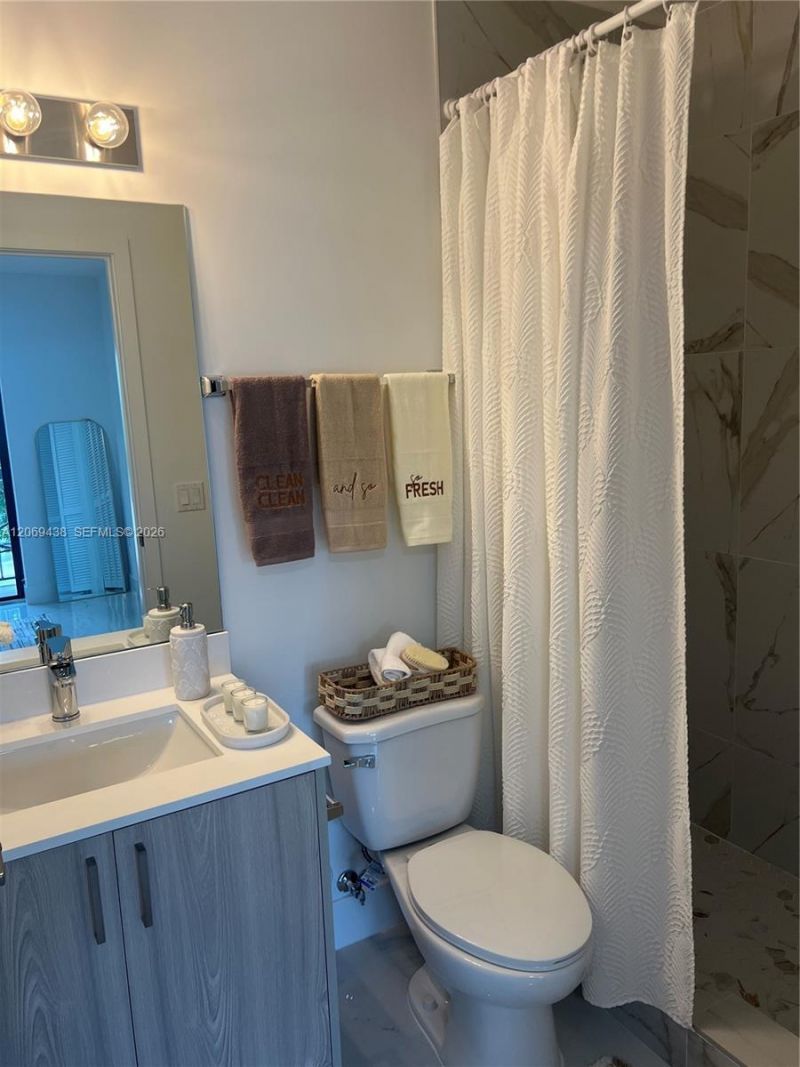 7462 W 4th Ave, Unit 108, Hialeah, FL 33014 Photo