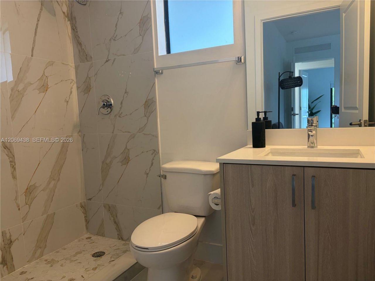7462 W 4th Ave, Unit 108, Hialeah, FL 33014 Photo