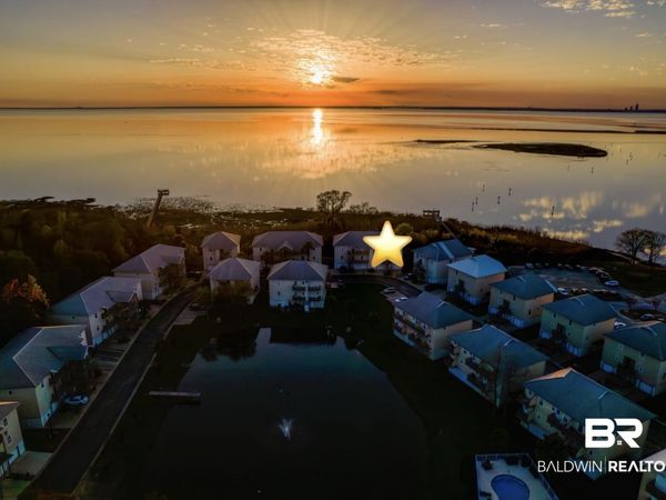 4 Yacht Club Drive, Unit 30, Daphne, AL 36526