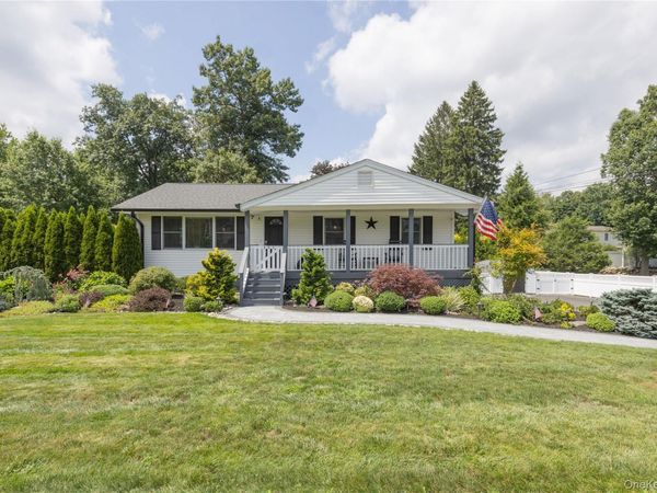 395 Ehrhardt Road, Pearl River, NY 10965