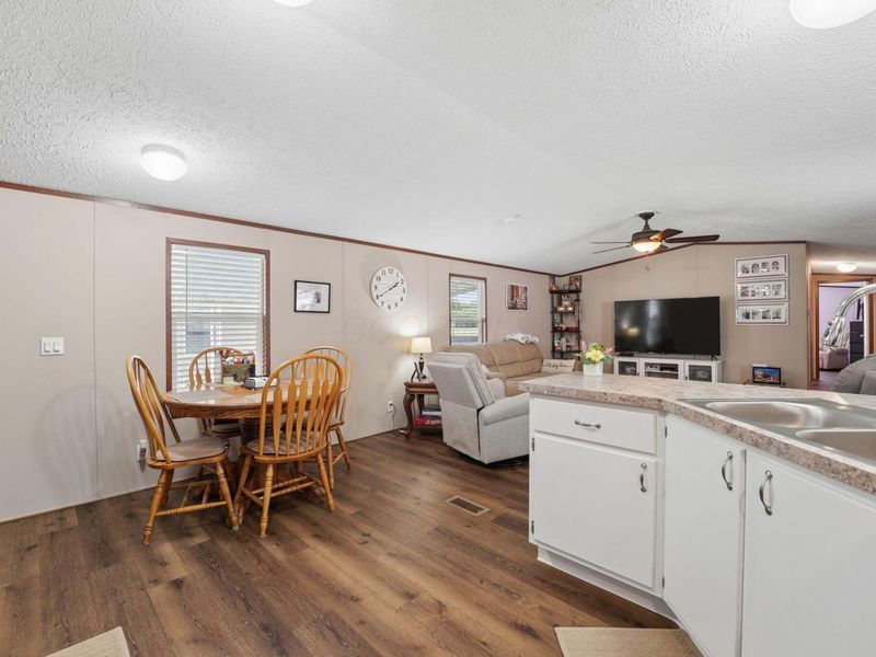 668 Royal Palm Court , Columbus, OH 43207 Photo 11