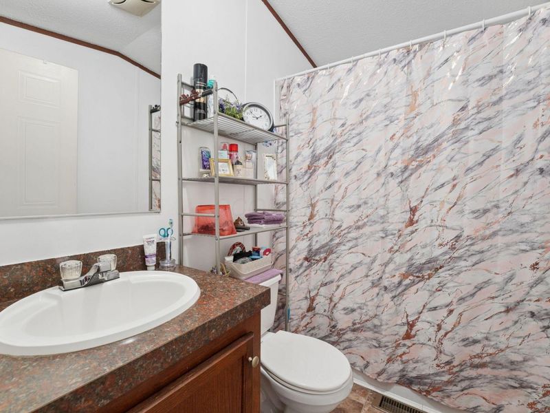 668 Royal Palm Court , Columbus, OH 43207 Photo 21
