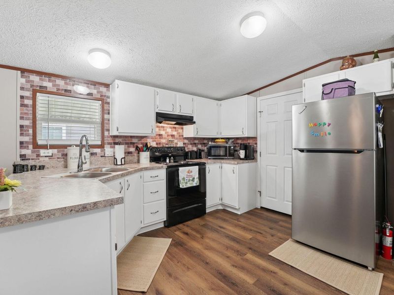 668 Royal Palm Court , Columbus, OH 43207 Photo 9