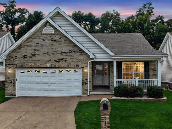 415 Newport Drive , St Peters, MO 63376