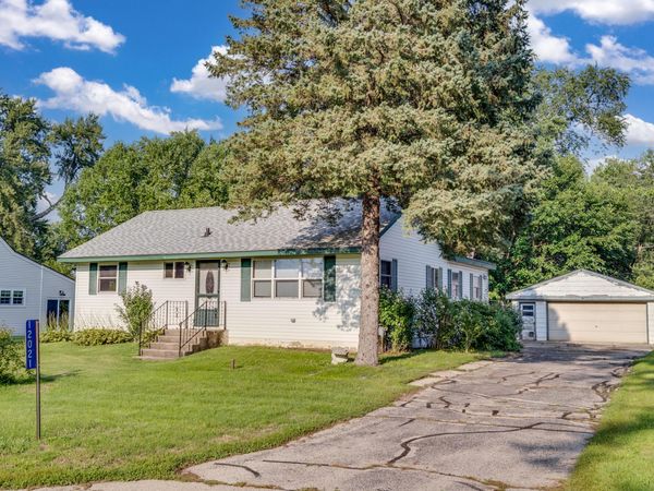 12021 254th Ave, Salem Lakes, WI 53179