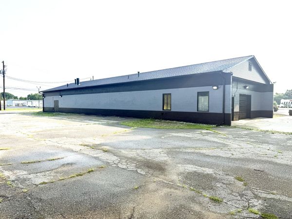 3511 Scheele Drive, Jackson, MI 49202