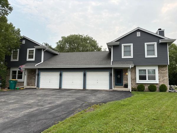 N116W15004 Brownstone COURT, Unit N116W15006, Germantown, WI 53022