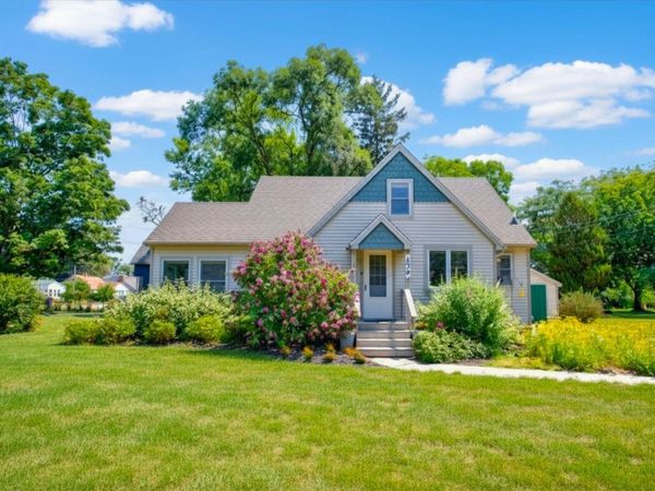 439 Plasman Avenue, Holland, MI 49423