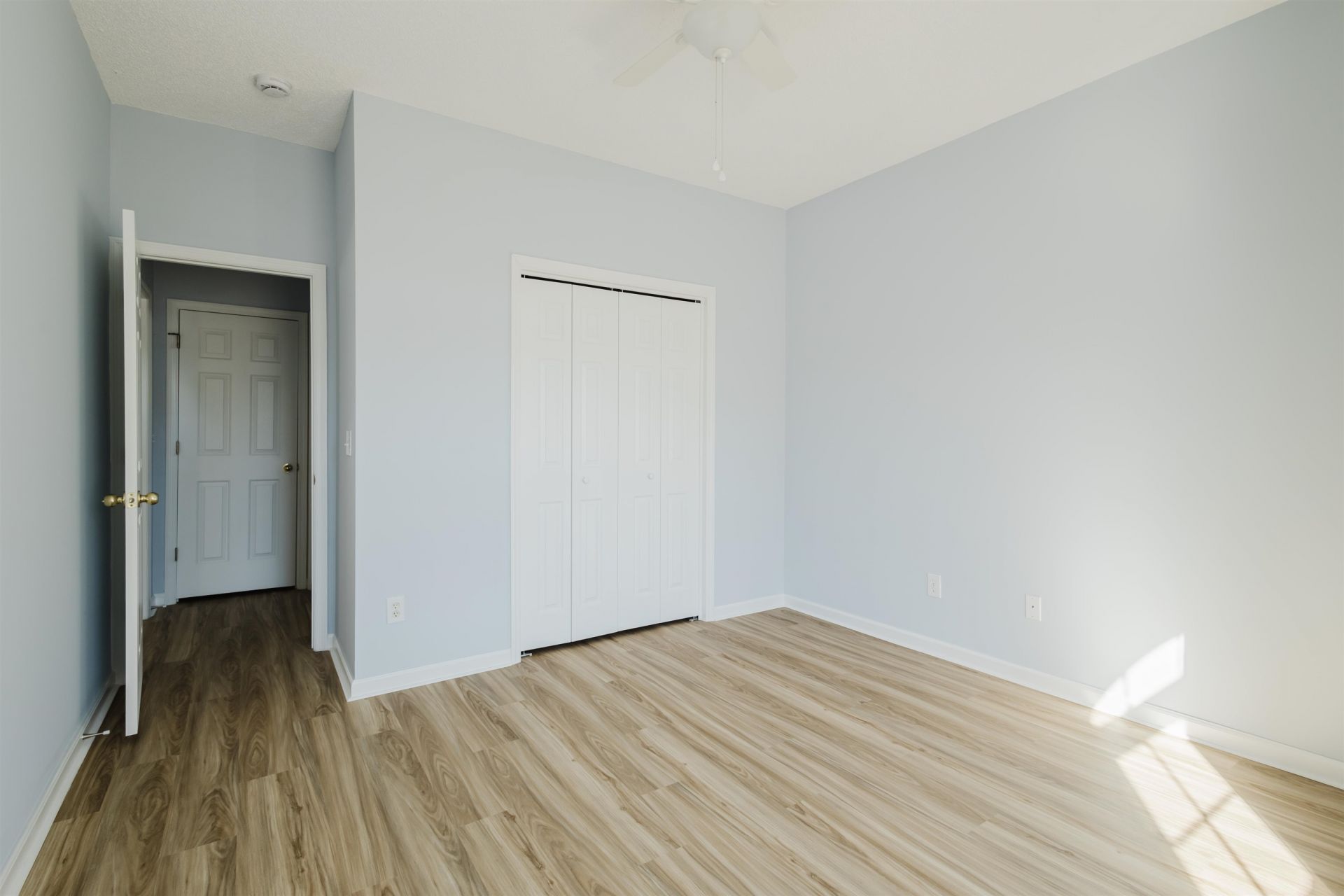 6011 Mossy Oaks Dr. Photo 23