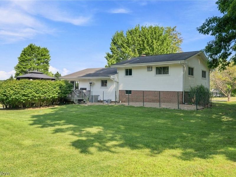 18082 Kenston Lake Drive, Chagrin Falls, OH 44023 Photo 25