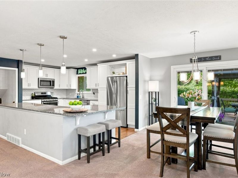 18082 Kenston Lake Drive, Chagrin Falls, OH 44023 Photo 5