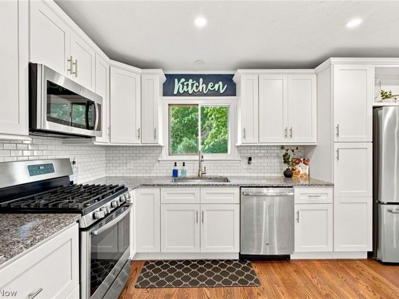 18082 Kenston Lake Drive, Chagrin Falls, OH 44023 Photo 7